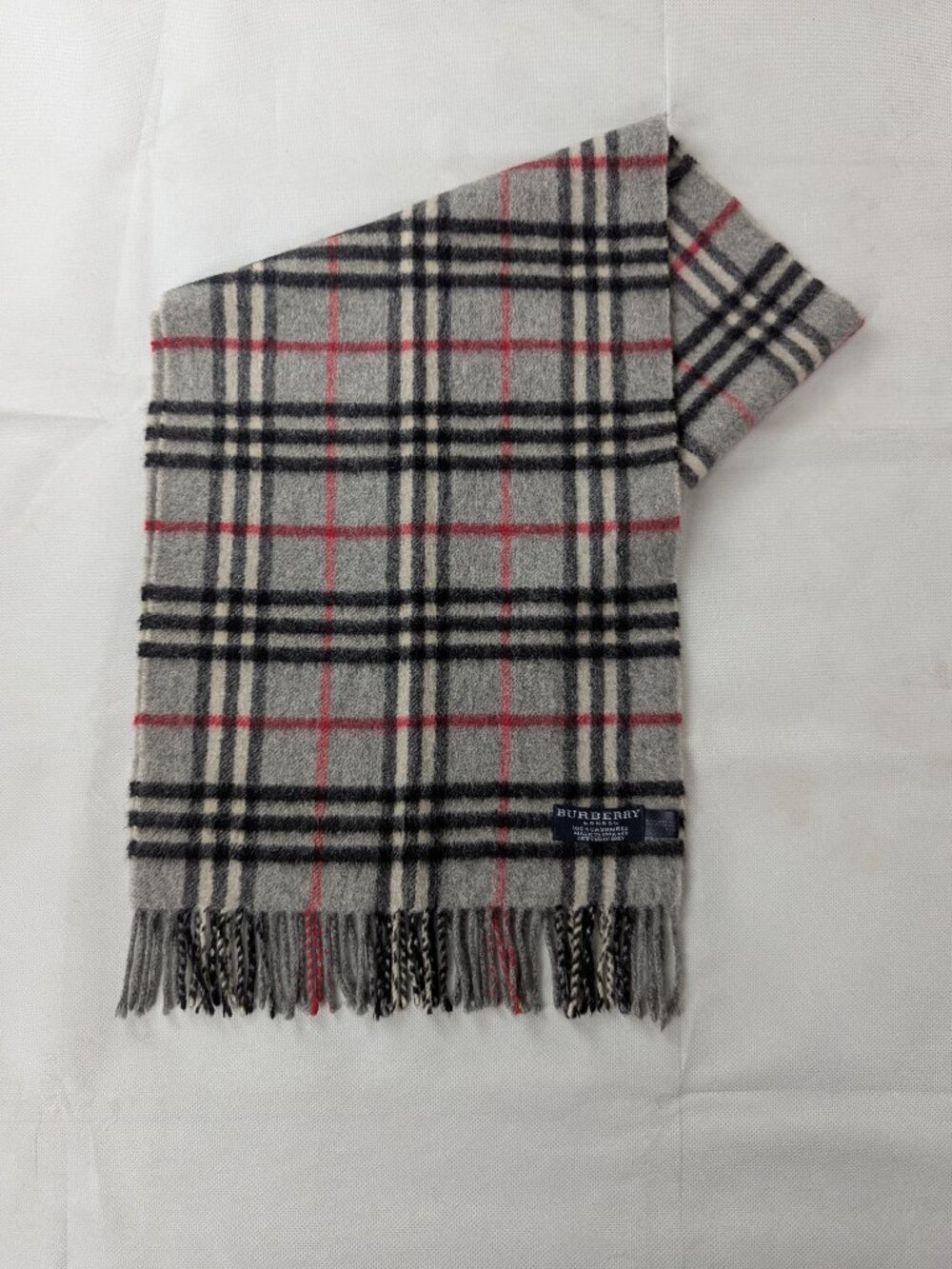 Designer Burberry Gray 100% Cashmere Check Scarf Unisex